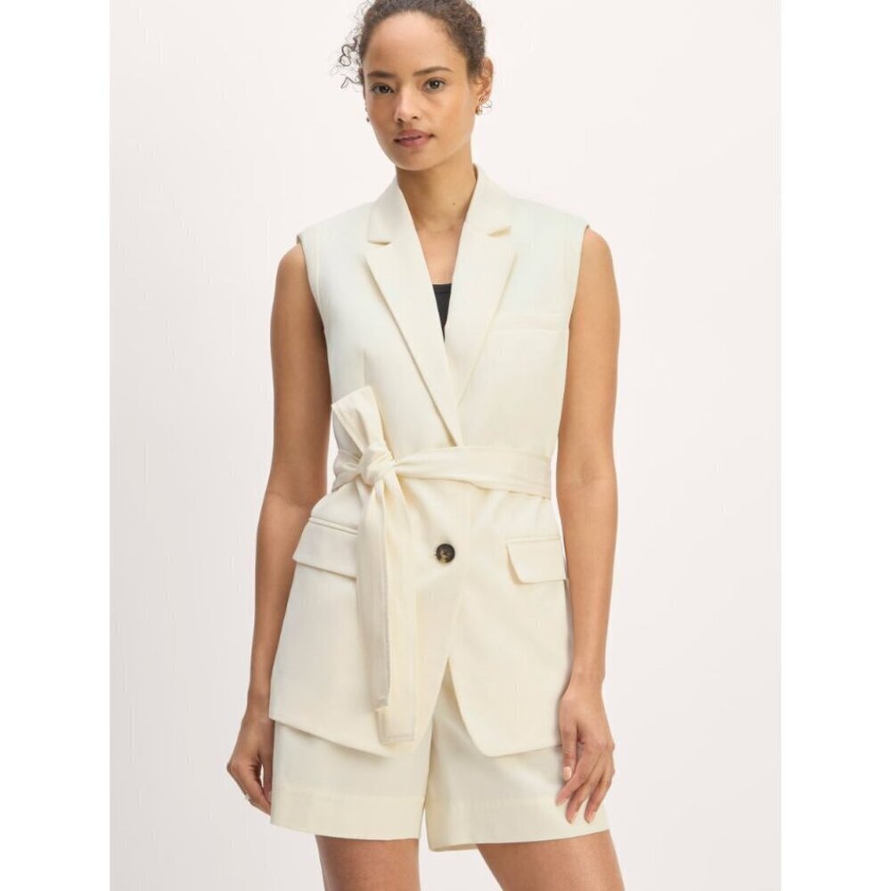 Everlane NWT The Sleeveless Blazer in Buttersmooth Ivory Size 0 Tie Waist